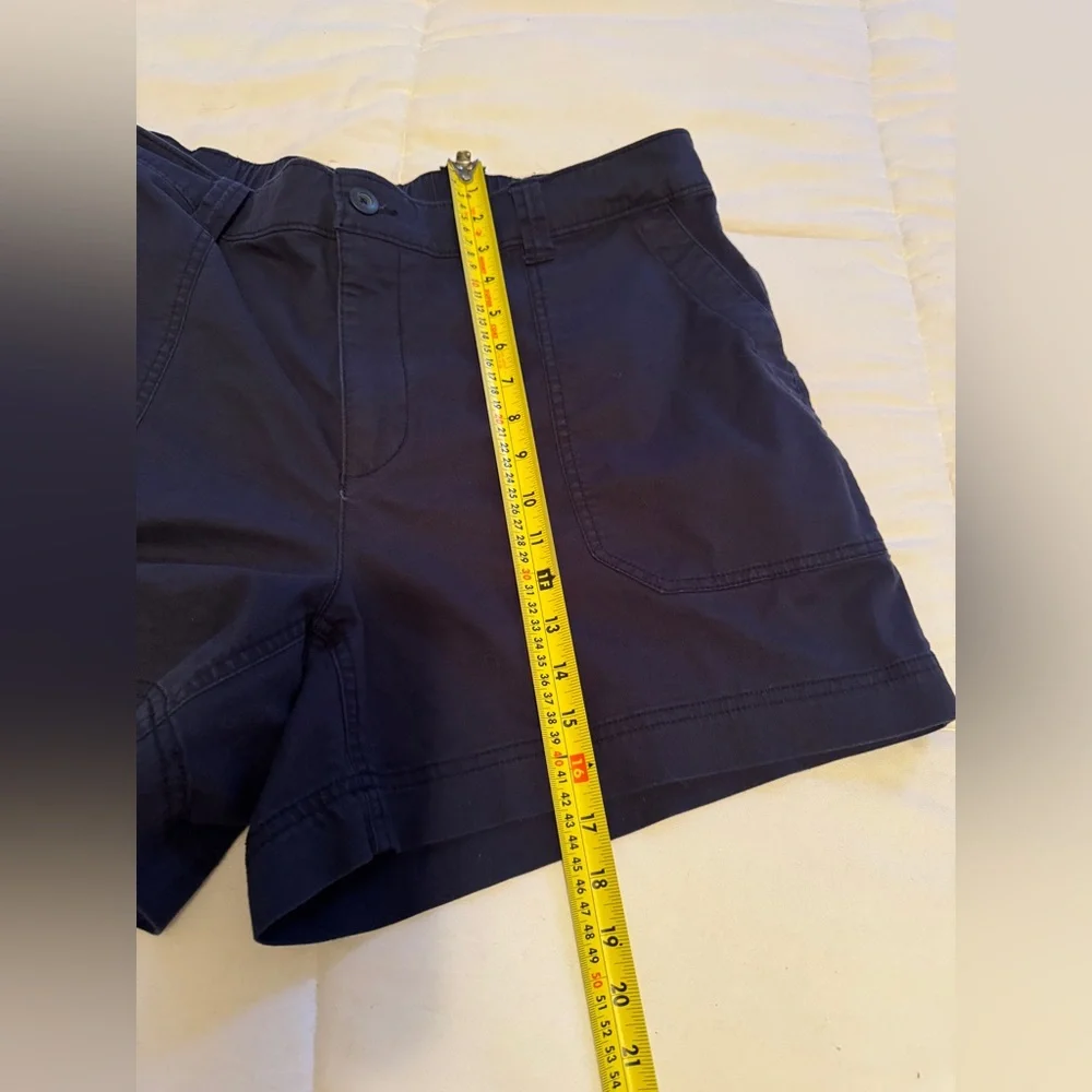 Old Navy Women's Dark Blue High Rise OG Chino Shorts size XL - Picture 2 of 7